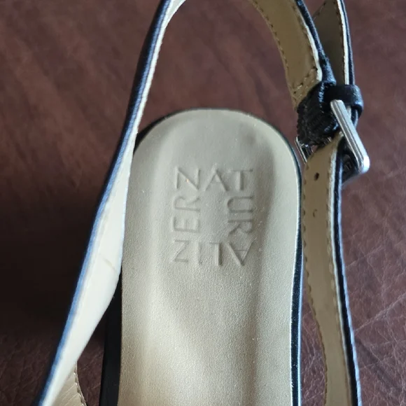 Naturalizer Black Slingback Flats - Picture 2 of 7